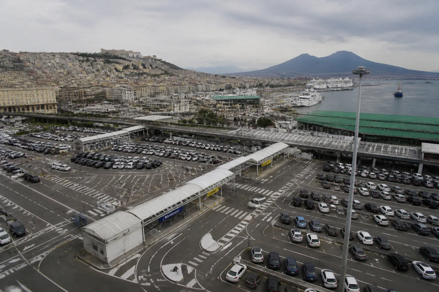 Car Rental in Naples: A Practical Guide