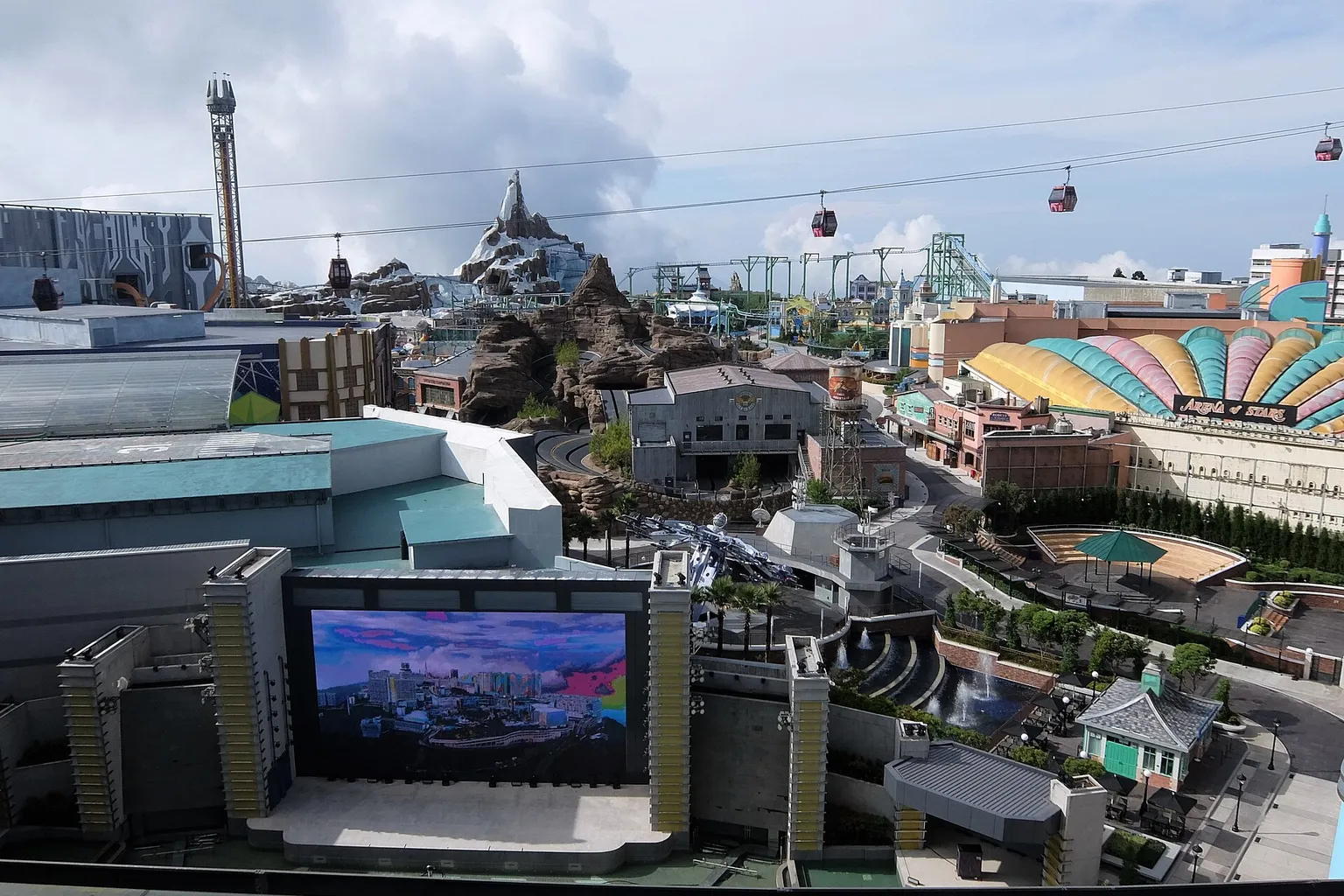 Genting SkyWorlds ticket purchase: online discounts vs walk-ins