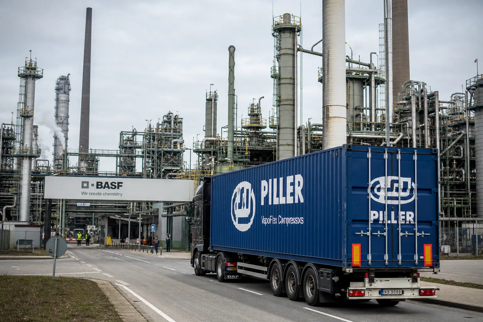 PILLER VapoFlex Compressors Reach BASF Ludwigshafen for Industrial Heat Recovery