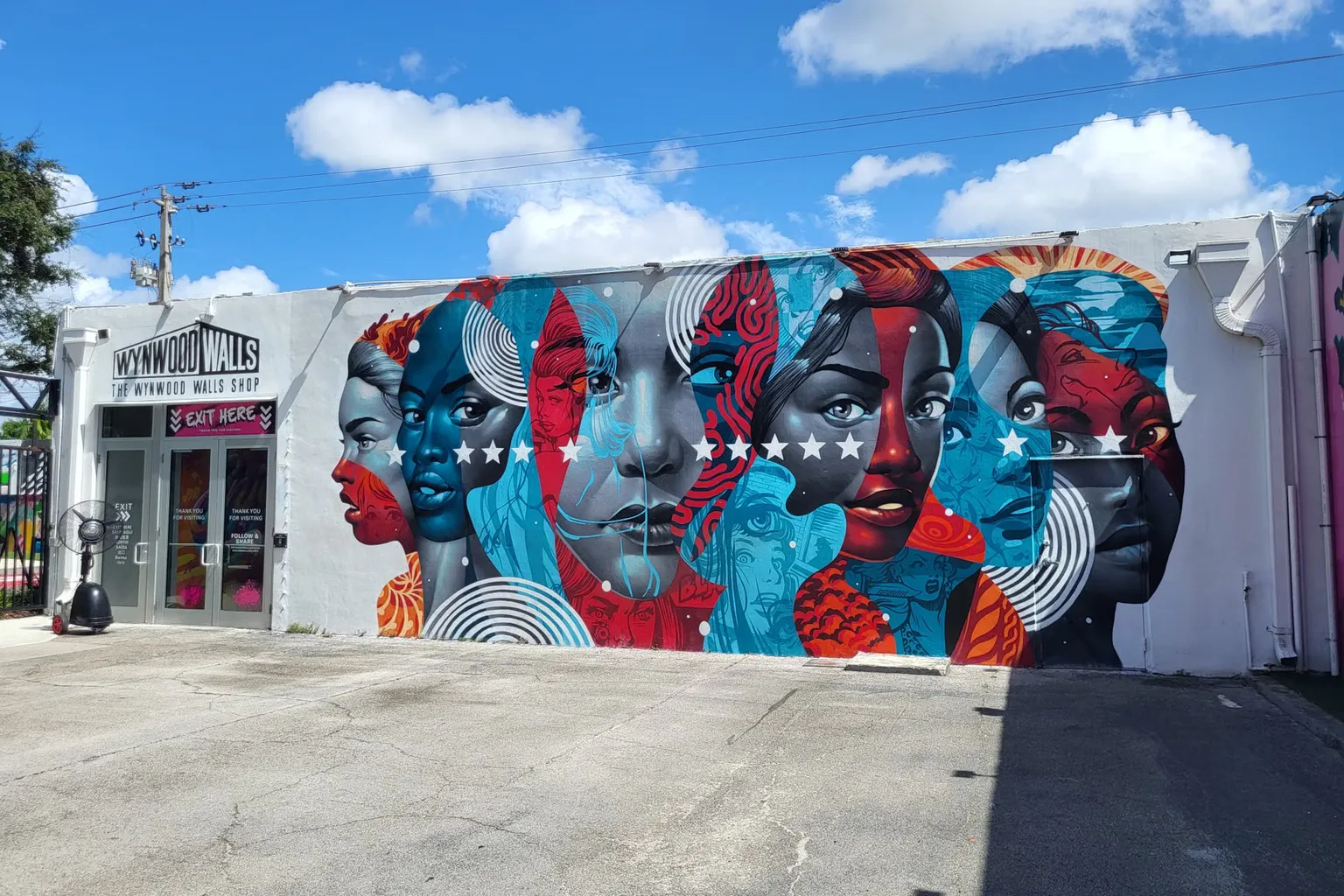 Wynwood Walls entry: comparing booking paths and access